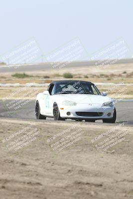 media/Oct-18-2025-Speed Ventures (Sat) [[8b3b7cf525]]/Yellow/Session 3 (Sunset)/